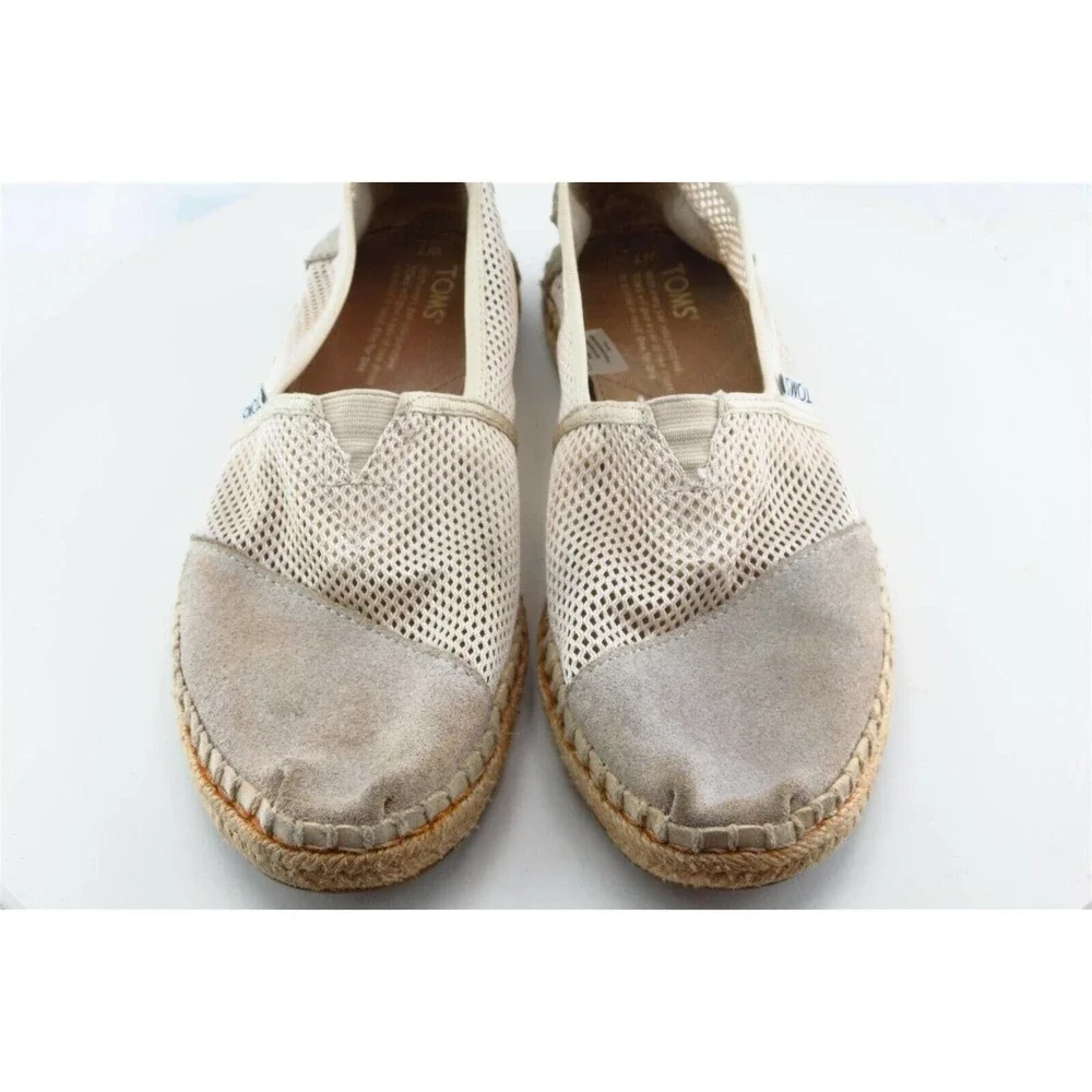 Toms Size 7‎ Medium Beige Round Toe flats Leather Women